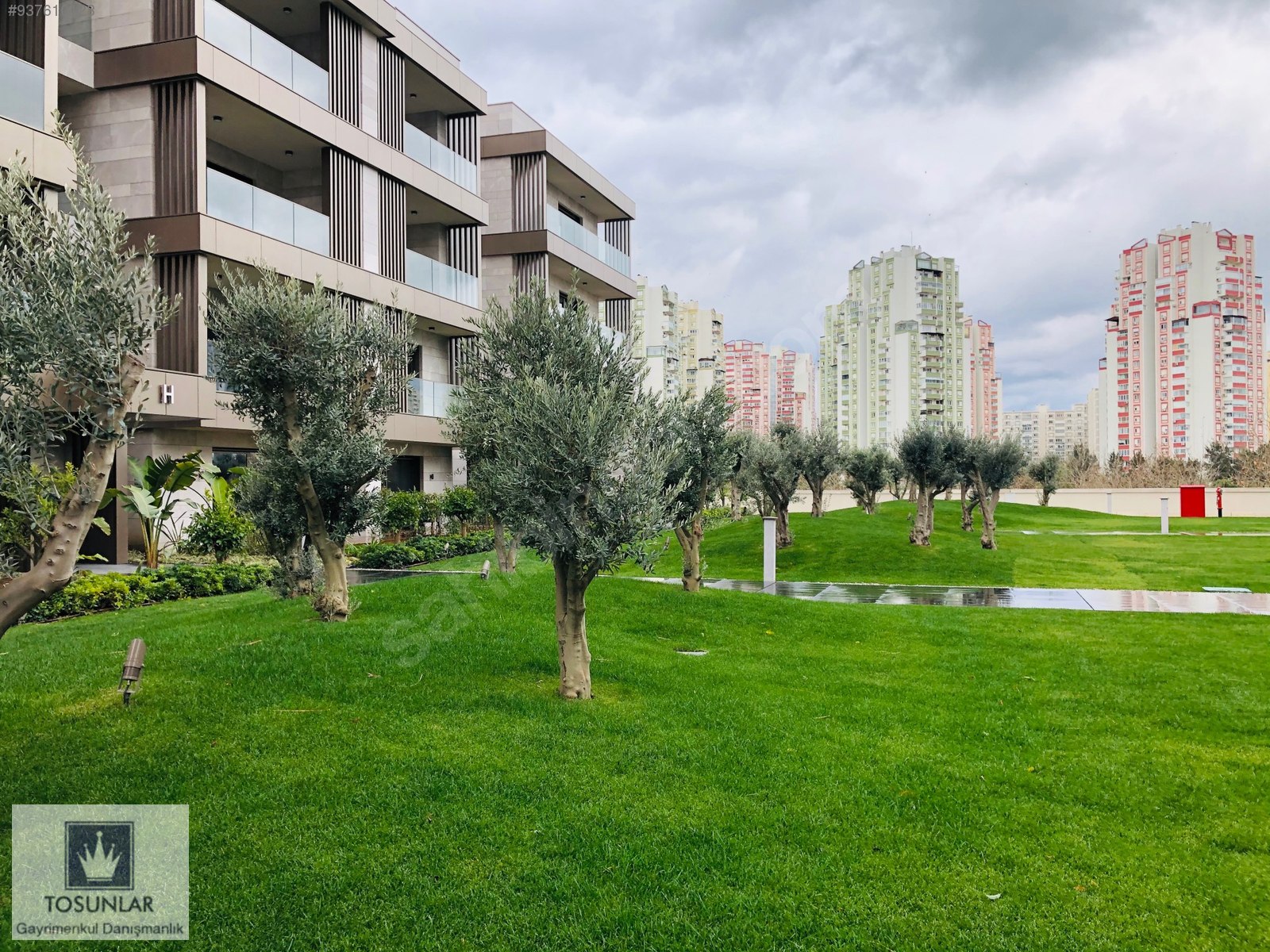 MAVİŞEHİR LİVİN İZMİR DE SATILIK 1+1 YATIRIMLIK KİRACILI DAİRE