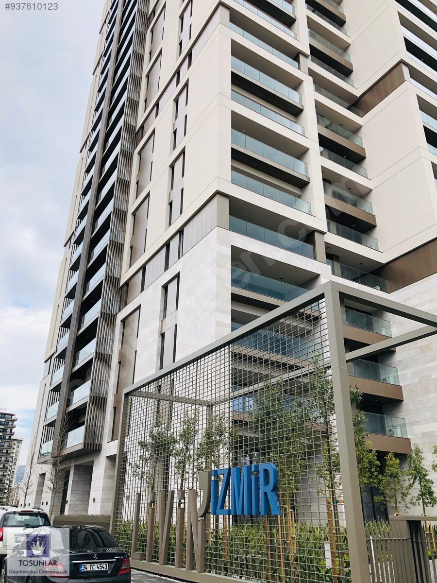 MAVİŞEHİR LİVİN İZMİR DE SATILIK 1+1 YATIRIMLIK KİRACILI DAİRE