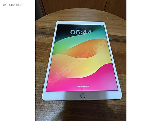 ナ*ツ様 iPad Pro (iPadOS 17.6.1) 本体　シルバー　25 Apple iPad Pro 1 256 GB Tablet - 1314610425
