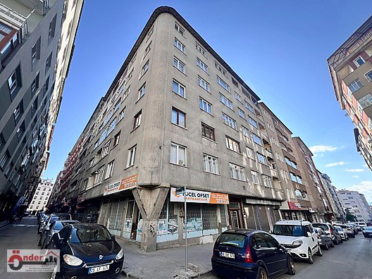 ÖNDER EMLAKTAN GÜRCÜKAPIDA SATILIK 3+1 DAİRE #1259610602