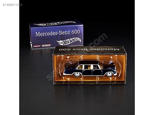 ミニカー Mercedes-Benz 600 1964 RLC RLC限定の1964 MERCEDES-BENZ