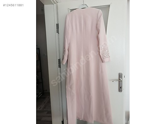 Used & Brand New Items / Clothing & Accessories / Women / Clothing / Dresses