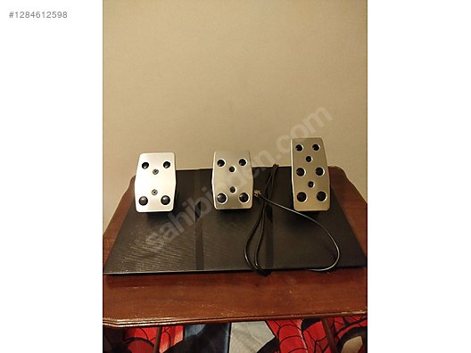 Used & Brand New Items / Gaming & Gamers Exclusive / Gaming Equipment / PC Game Racing Wheels