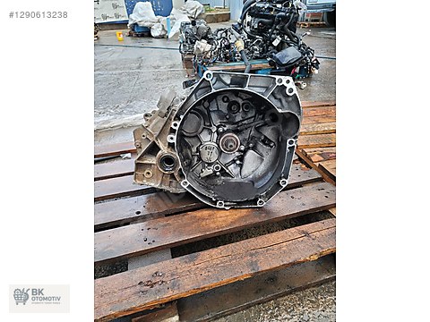 Otomobil & Arazi Aracı / Şanzıman & Vites / 2022 DACİA DUSTER 1.0