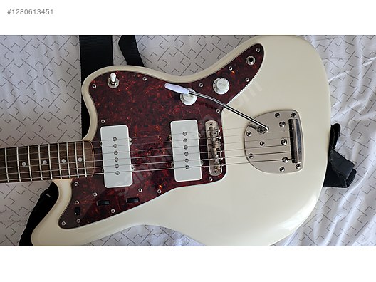 Squier Elektro Gitar
