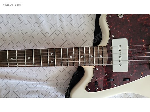 Squier Elektro Gitar
