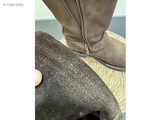 Used & Brand New Items / Clothing & Accessories / Women / Shoes / Boots