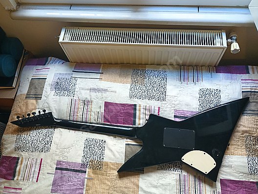 İkinci El ve Sıfır Alışveriş / Müzik / Müzik Aletleri / Telli Çalgılar / Gitar / Elektro