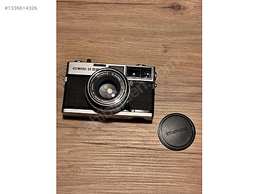 35 mm Film Cameras / Olympus / Olympus 35sp rangefinder on