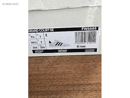 Used & Brand New Items / Clothing & Accessories / Men / Shoes / Sneakers & Sport