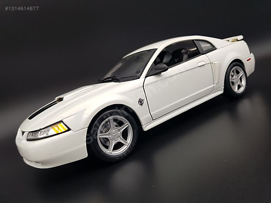SON FIRSAT* 1/18 die-cast Ford Mustang GT 35th Anniversary 1999 on