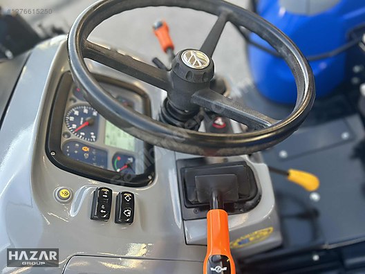 Machinery / Agricultural Machines / Tractors / New Holland / T4.70B