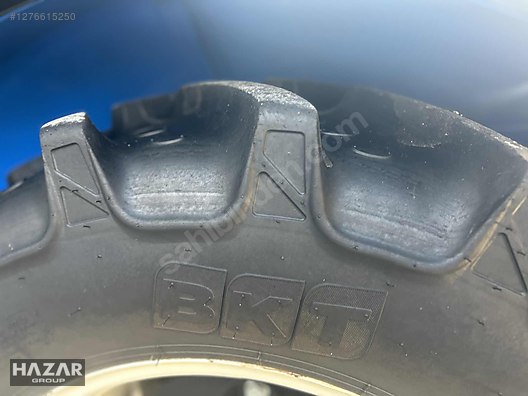 Machinery / Agricultural Machines / Tractors / New Holland / T4.70B