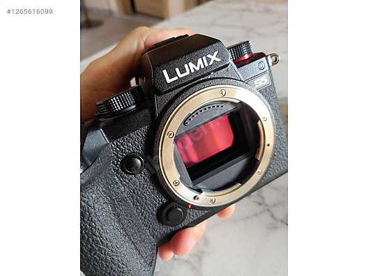 Panasonic Lumix DC-S5 Aynasız Dijital Fotoğraf Makinesi Fiyatları