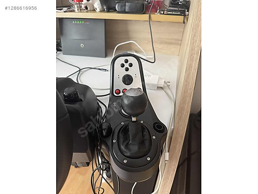 Used & Brand New Items / Gaming & Gamers Exclusive / Gaming Equipment / PC Game Racing Wheels