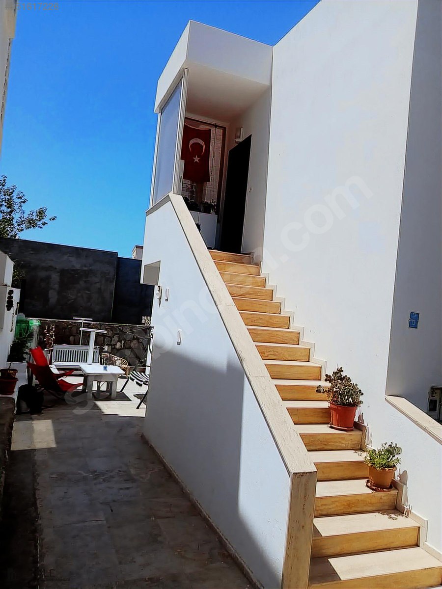 Bodrum Turgutreis merkez 100m2 Bahçe kat Daire 3+1,Merkez Marina