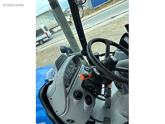 Machinery / Agricultural Machines / Tractors / New Holland / TR6.160S