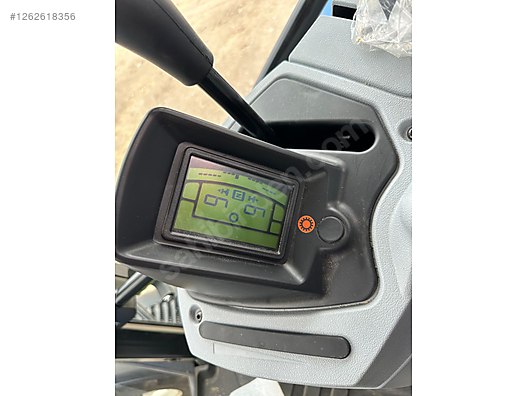 Machinery / Agricultural Machines / Tractors / New Holland / TR6.160S