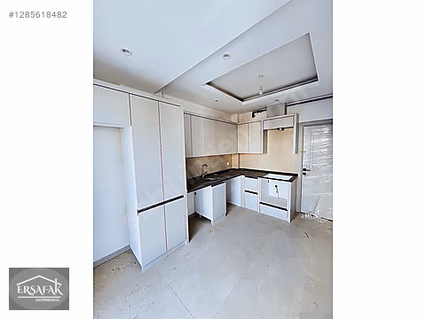 FATİH'DE SATILIK 2+1 EBEVYN BANYOLU ÇİFT BALKONLU DAİRELER #1285618482