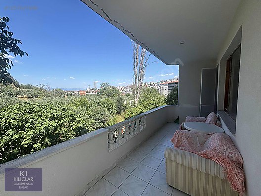 KILIÇLAR GAYRİMENKULDEN SATILIK ARAKAT 3+1 GENİŞ DAİRE #1257621896