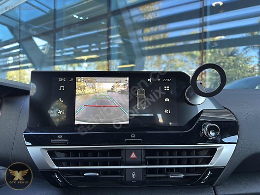 OTOFENİX 2023 C4 X 1.2 PURETECH FEEL BOLD EAT8 63.000 KM