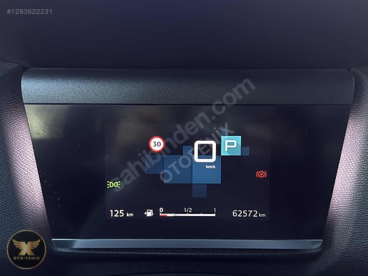 OTOFENİX 2023 C4 X 1.2 PURETECH FEEL BOLD EAT8 63.000 KM