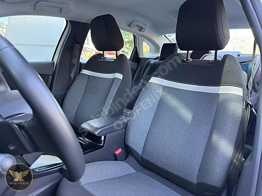 OTOFENİX 2023 C4 X 1.2 PURETECH FEEL BOLD EAT8 63.000 KM