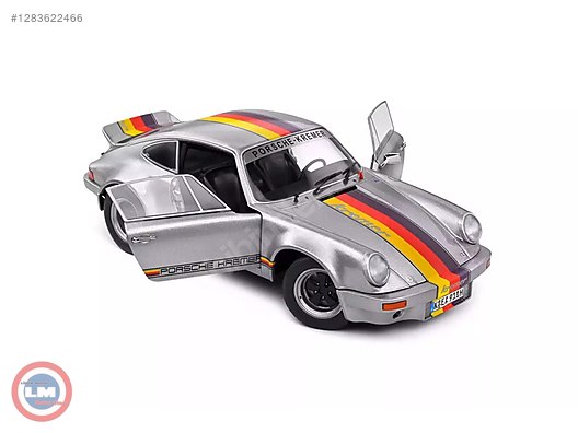 Solido Diecast Model 1:18 Porsche Araba