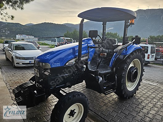 Machinery / Agricultural Machines / Tractors / New Holland / TD65D