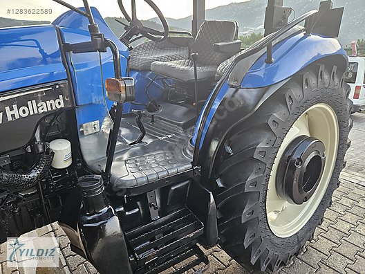Machinery / Agricultural Machines / Tractors / New Holland / TD65D