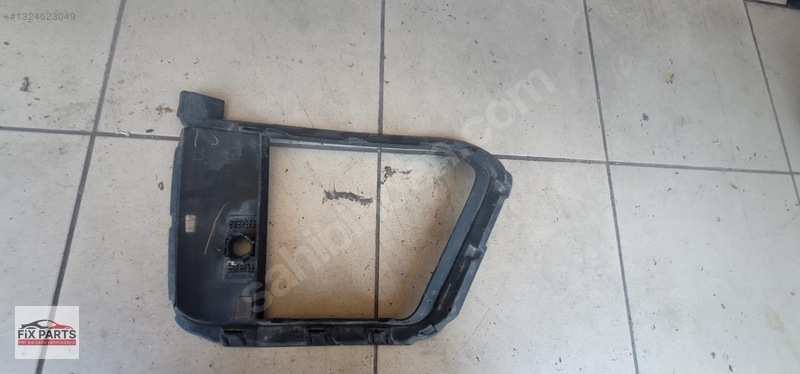 Land Rover Range Rover Sis Farı Çerçevesi