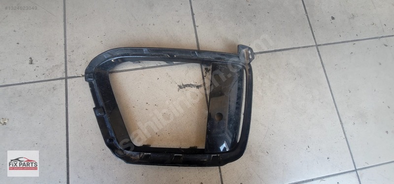 Land Rover Range Rover Sis Farı Çerçevesi