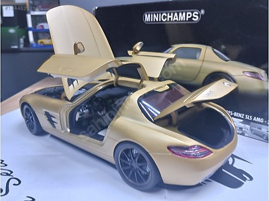 Minichamps Diecast Model 1:18 Mercedes Benz Araba - 1344623214