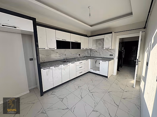 ŞEMS'TEN KARAMANYOLU HADİMİ PARKI YAKINI 2+1 DAİRE #1285623398