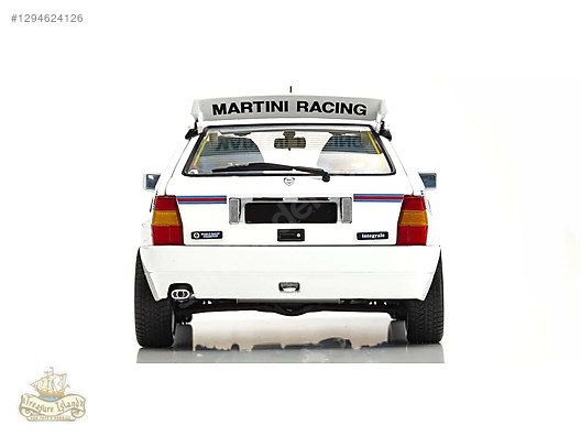 MODEL CAR - KYOSHO ORİJİNAL 1/18 LANCIA DELTA HF INTEGRALE 6 on