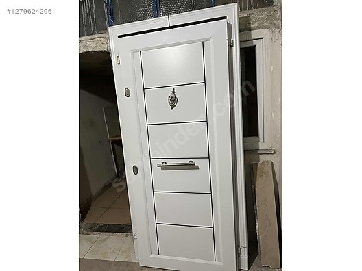 İkinci El ve Sıfır Alışveriş / Bahçe & Yapı Market / Yapı Malzemeleri / Kapı & Pencere / Çelik Kapı