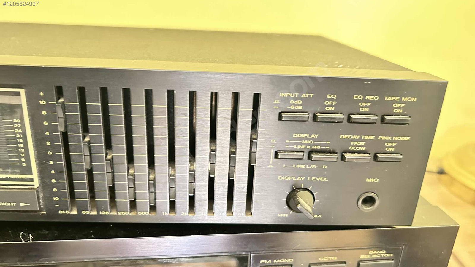 Marantz graphic equalizer spectrum analyzer EQ551