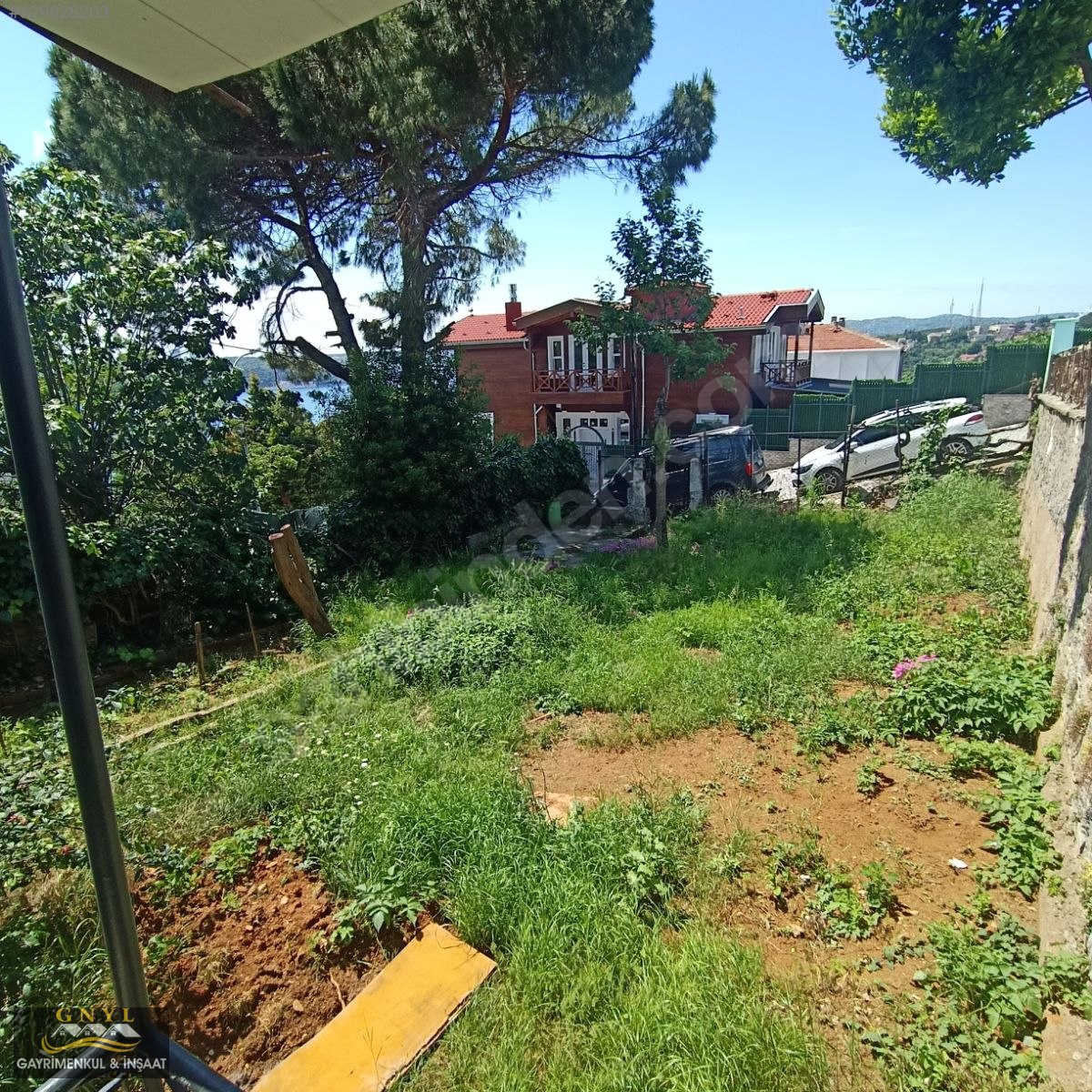 BEYKOZ YALIKÖY DE PANORAMİK BOĞAZ MANZARALİ MÜSTAKİL EV Satılık