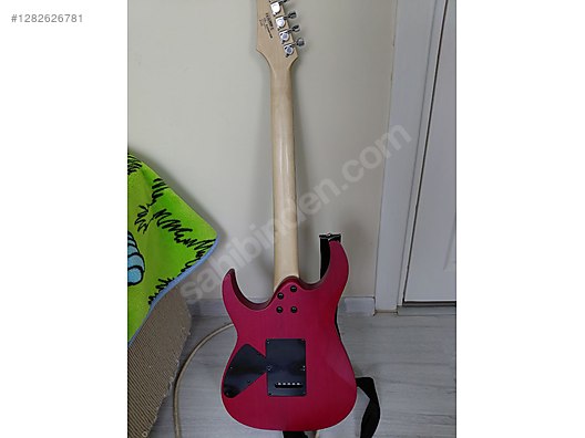 İkinci El ve Sıfır Alışveriş / Müzik / Müzik Aletleri / Telli Çalgılar / Gitar / Elektro