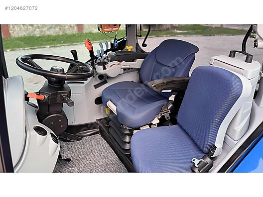 Machinery / Agricultural Machines / Tractors / New Holland / TR6.145S