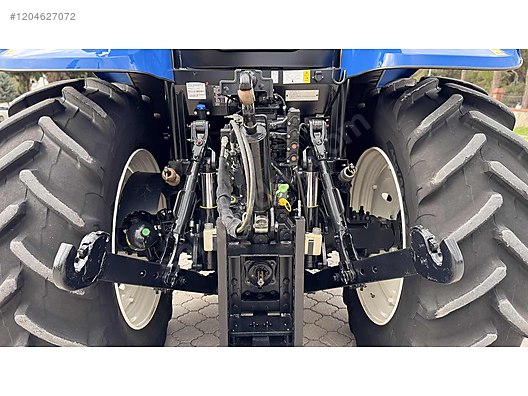 Machinery / Agricultural Machines / Tractors / New Holland / TR6.145S