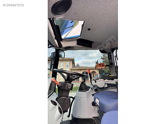 Machinery / Agricultural Machines / Tractors / New Holland / TR6.145S