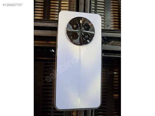 Used & Brand New Items / Cell Phones & Accessories / Cell Phones / Realme / 12