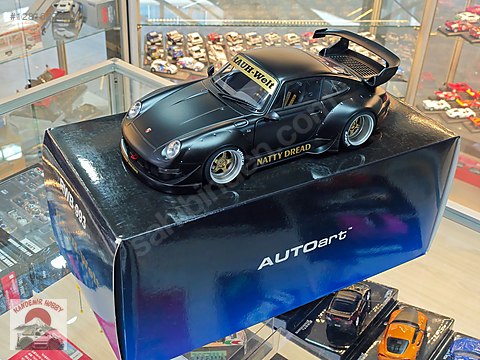 RAUH-Welt 911 1/18リバティウォークブラックバード風 12816278005xr.jpg