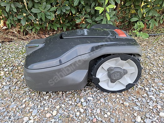 İkinci El ve Sıfır Alışveriş / Bahçe & Yapı Market / Bahçe / Bahçıvanlık Ekipmanları / Çim Biçme Makinesi