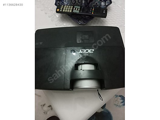 Acer / Acer X113 DLP projeksiyon.LÜTFEN CİDDİ ALICILAR ARASIN