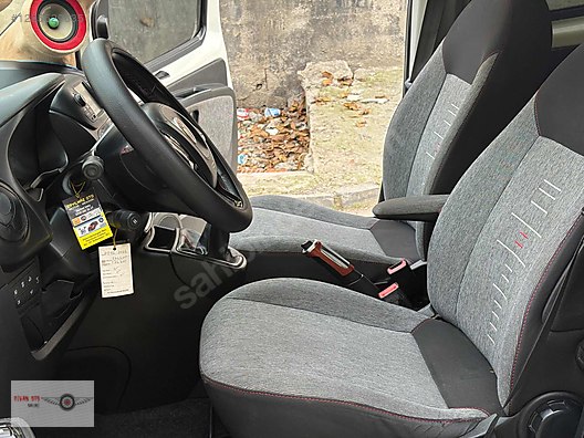 Vasıta / Minivan & Panelvan / Fiat / Fiorino Combi / 1.3 Multijet Premio 