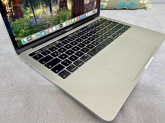 Apple Macbook / Apple MacBook Pro 2019 A2159 EMC 3301 8 GB Ram 256