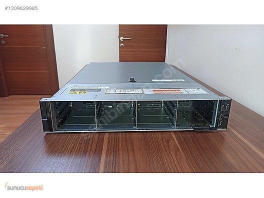 Dell R740xd - 12LFF+2SFF - 2x Gold 6248 CPU - 1TB RAM - Kutulu on