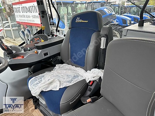 Machinery / Agricultural Machines / Tractors / New Holland / T5.140